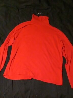 Bobbie Brooks Red Crewneck Pullover
